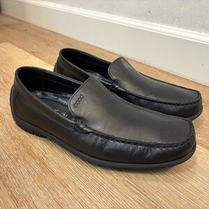 ECCO Mens 43 Black Leather Slip On Loafers Moc Toe Comfort Shoes Like New